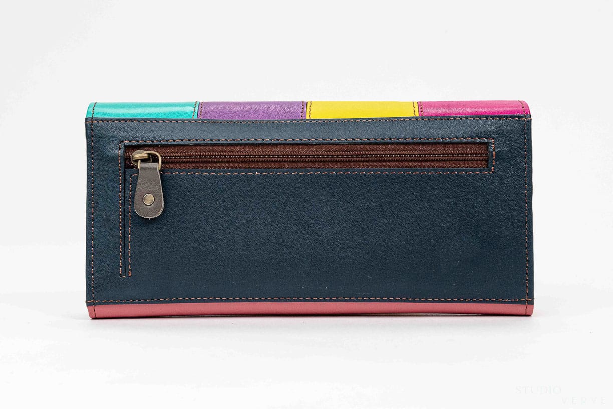 2024100093-03_Rainbow wallet_Kosaleather